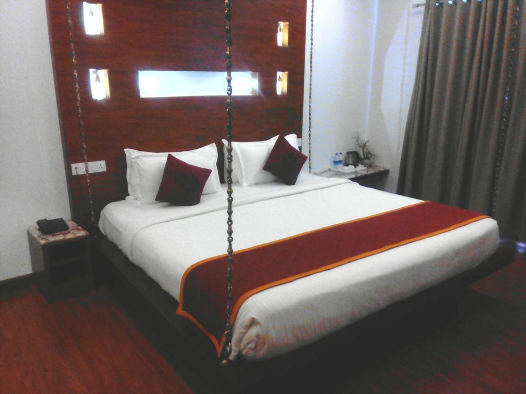 The Spk Hotel Madurai Exterior photo